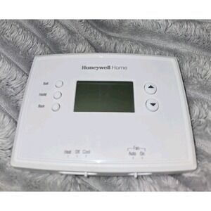 Honeywell Home RTH2510B 7-Day Programmable Digital Thermostat White RTH2510B1018